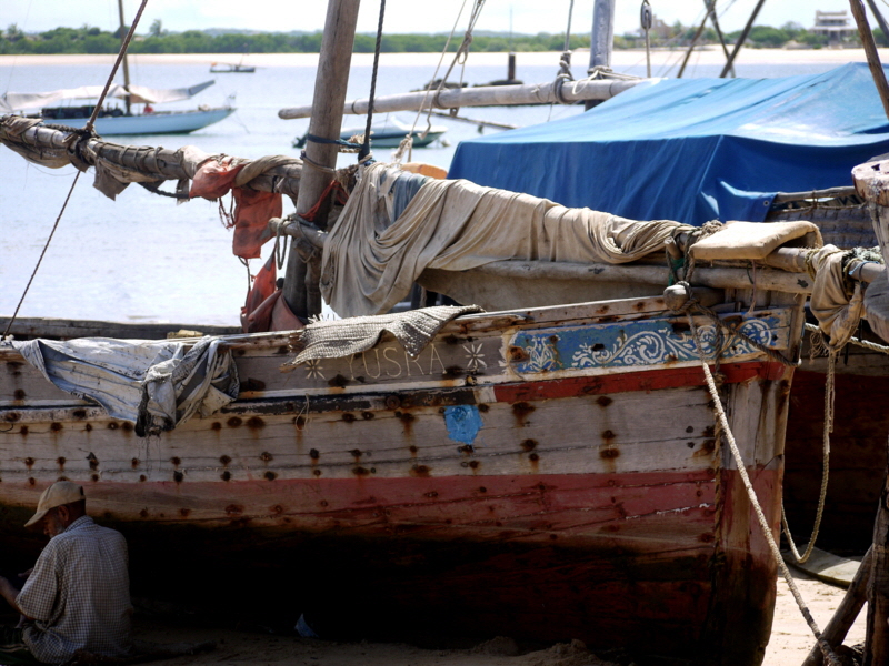 Dhow in Shela 